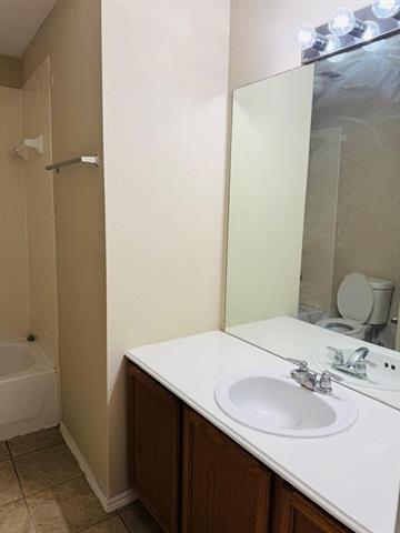 Building Photo - 4500 Blue Jay Ln
