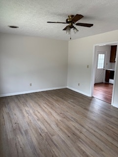 Building Photo - 612 Lexington Turnpike