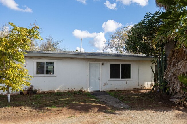 Building Photo - 767 Ball Ave