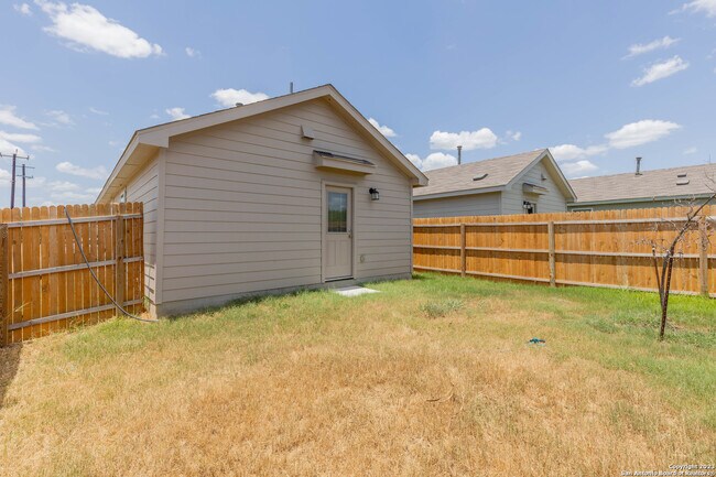 Building Photo - 8326 Piedra Medina