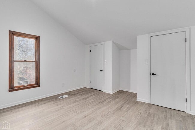 Building Photo - 3 Bed • 3 Bath — Your Next Home Awaits!