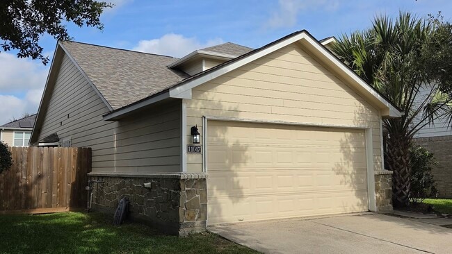 Building Photo - 11047 KNOBBLEY Oak Ct