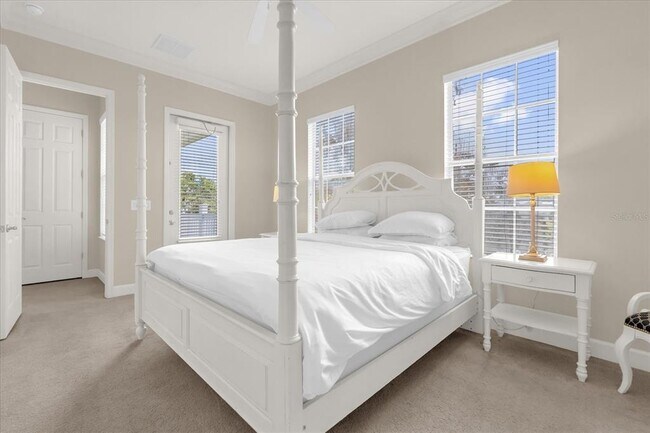 Building Photo - 7766 Linkside Loop