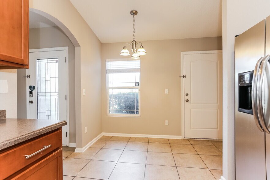 Building Photo - 9408 Wordsmith Way