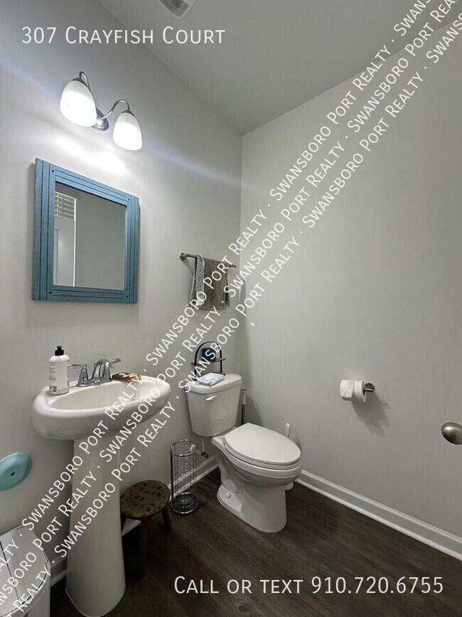 Building Photo - 307 Crayfish Ct