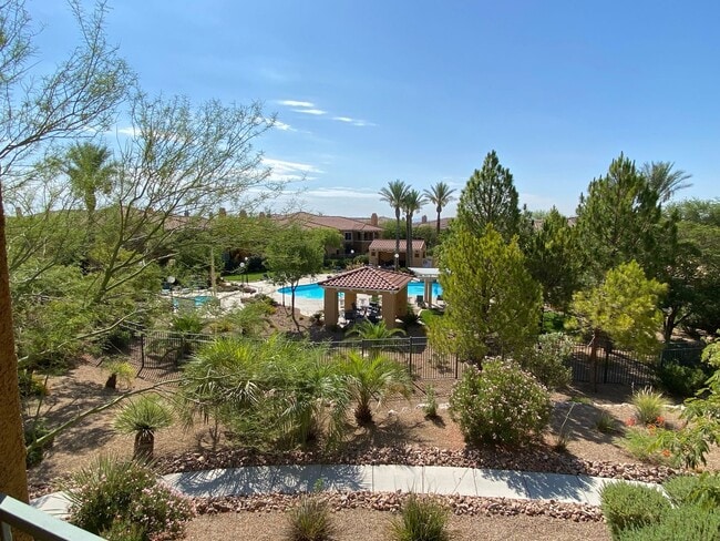 Building Photo - 11865 Tevare Ln