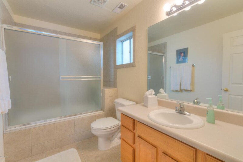 Building Photo - 1315 E Hatcher Dr