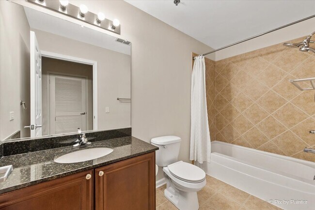 Building Photo - 3450 S Halsted St