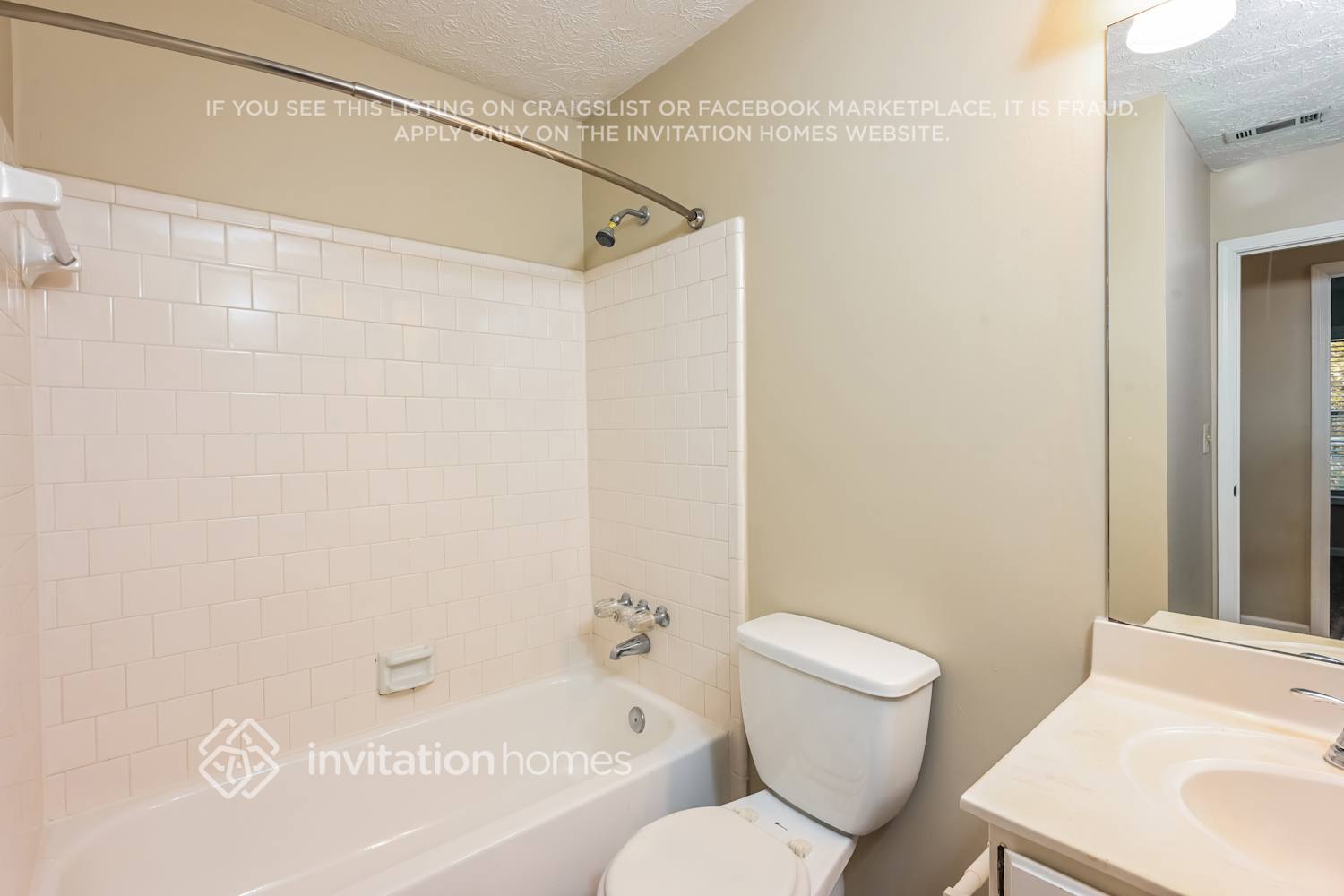 Building Photo - 1210 Opal Cir