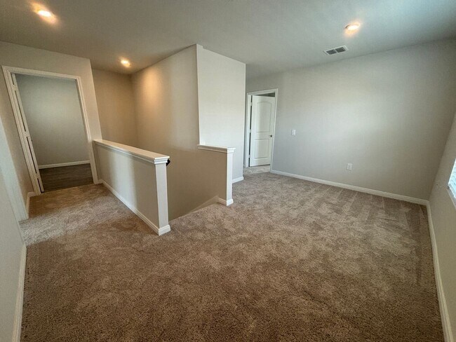 Building Photo - 2242 Dry Moss Way