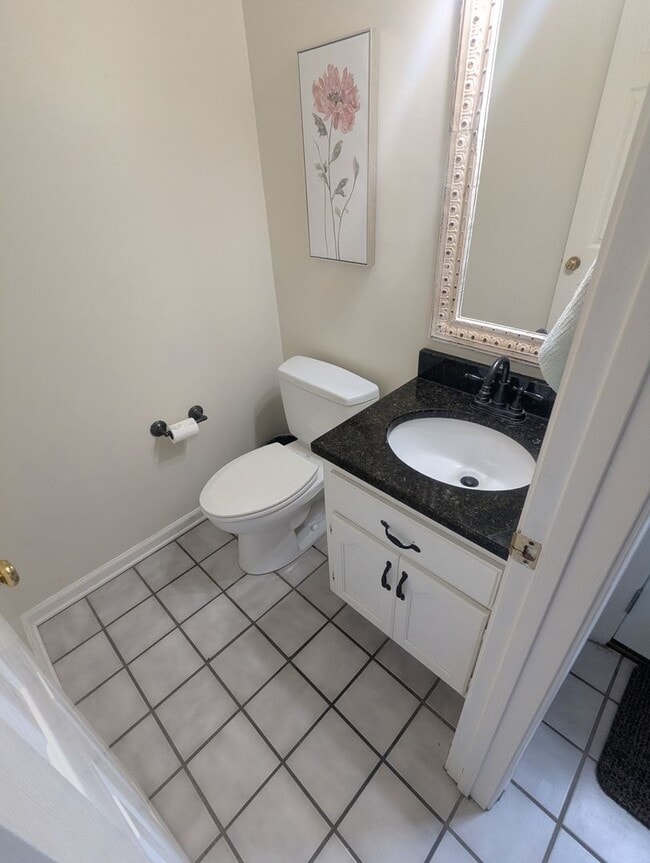 Building Photo - Spacious 4 bedroom 3.5 bath Home in Mallard Creek