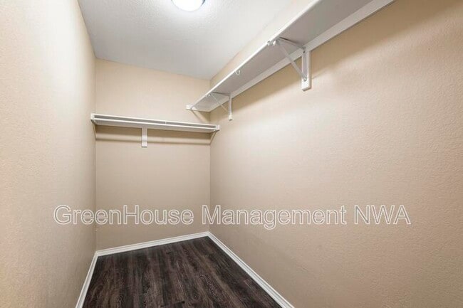 Building Photo - 2705 SW Greensprings Rd