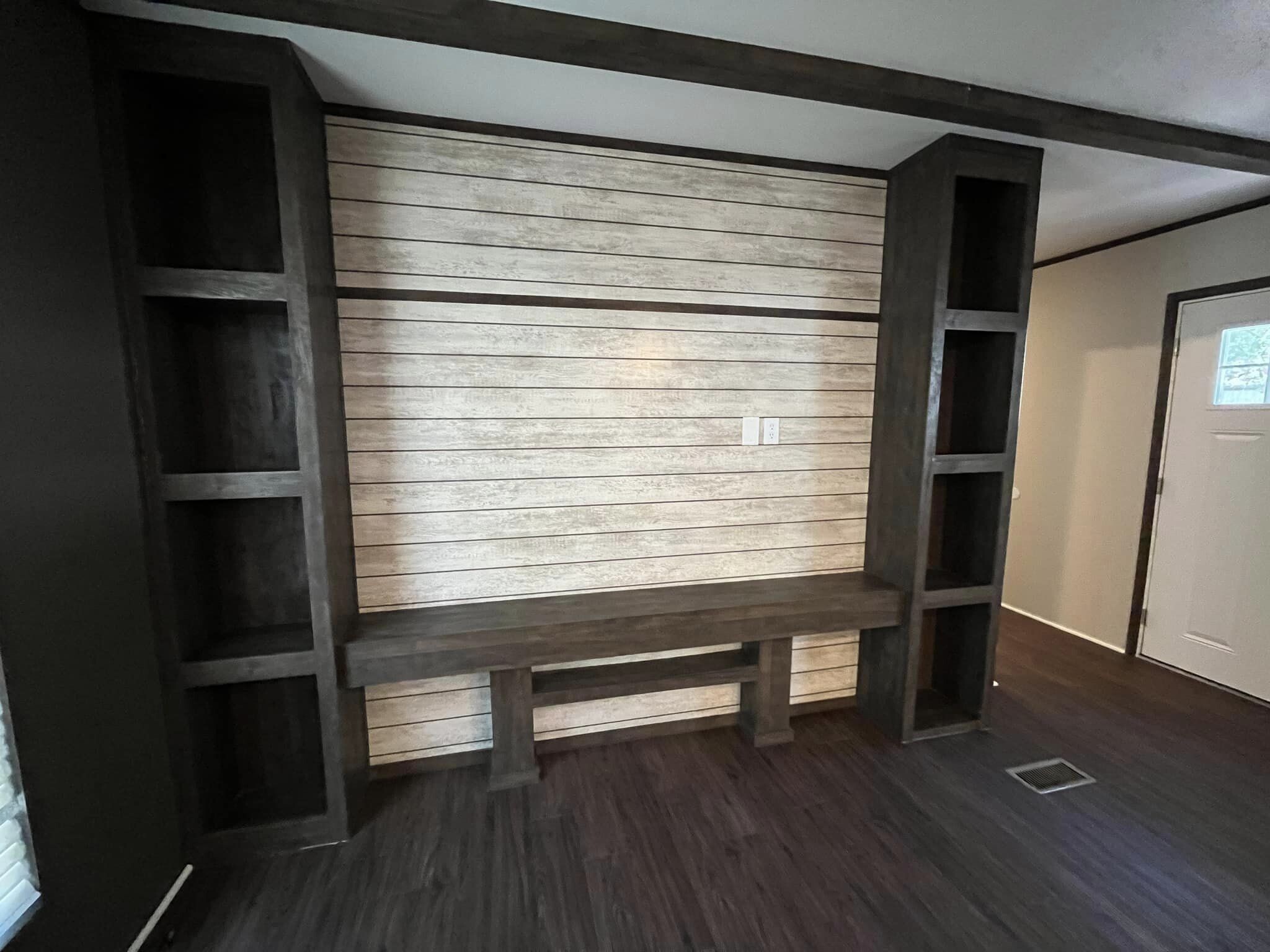 Building Photo - 119 Betty St