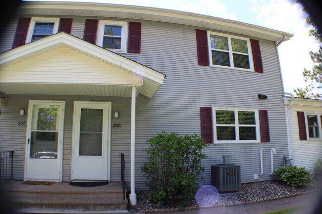 Primary Photo - 335 Madison Ave
