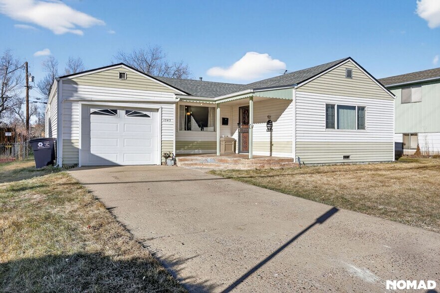 Building Photo - 1343 S Irving St