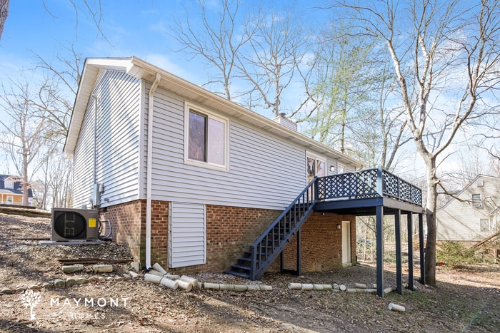 Building Photo - 406 Pine Run