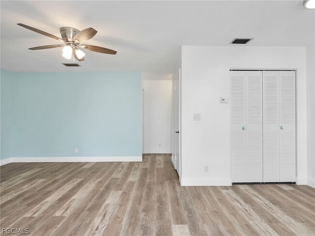 Building Photo - 3297 Royal Canadian Trace