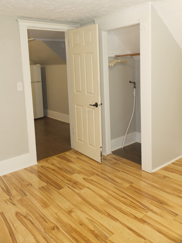 Building Photo - 2312 N 52nd St