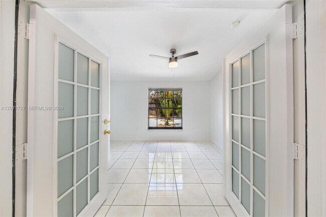 Building Photo - 15157 SW 95th St
