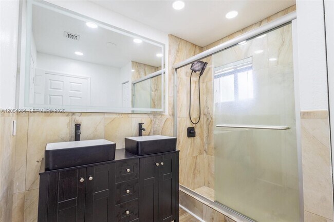 Building Photo - Northwest 159th Street, Miami, FL 33169 - 3 BR 2 BA house