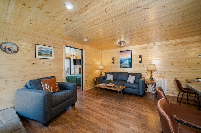 Building Photo - 4249 Dollys Dr