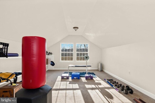 Building Photo - 410 Aldots Ln