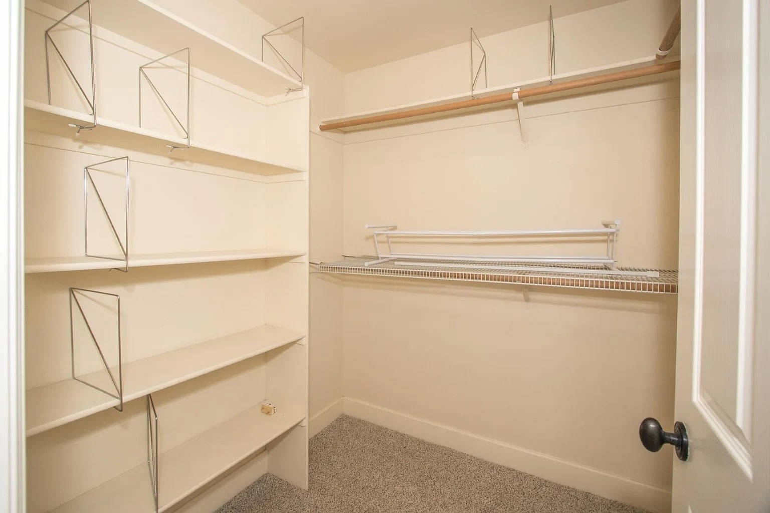 Building Photo - 233 Homer Ave