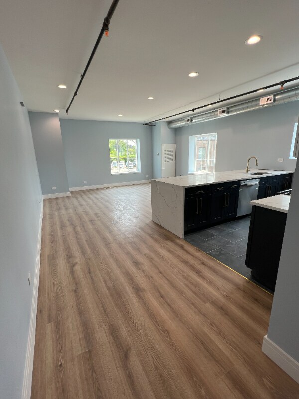 Building Photo - 9919 Roosevelt Rd