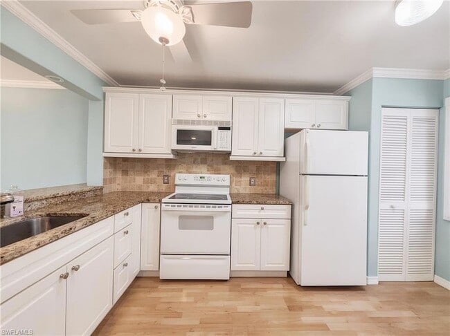 Building Photo - 3041 Sandpiper Bay Cir