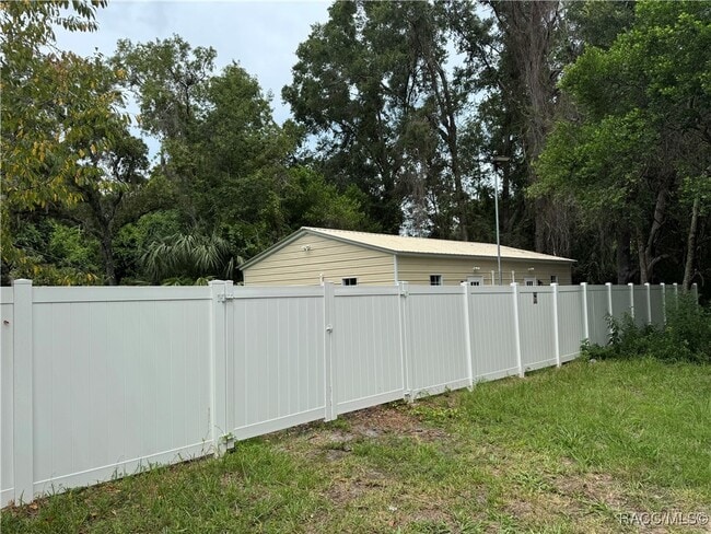 Building Photo - 6345 W Mango Ln