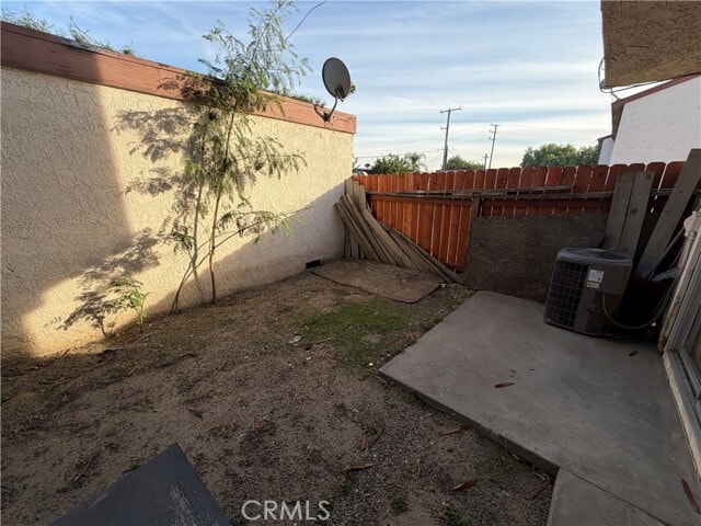 Building Photo - 369 N Eucalyptus Ave