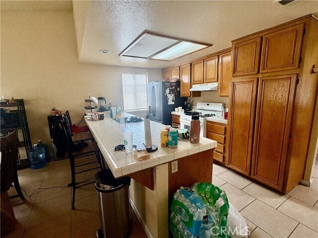 Building Photo - 15473 Cam Grande