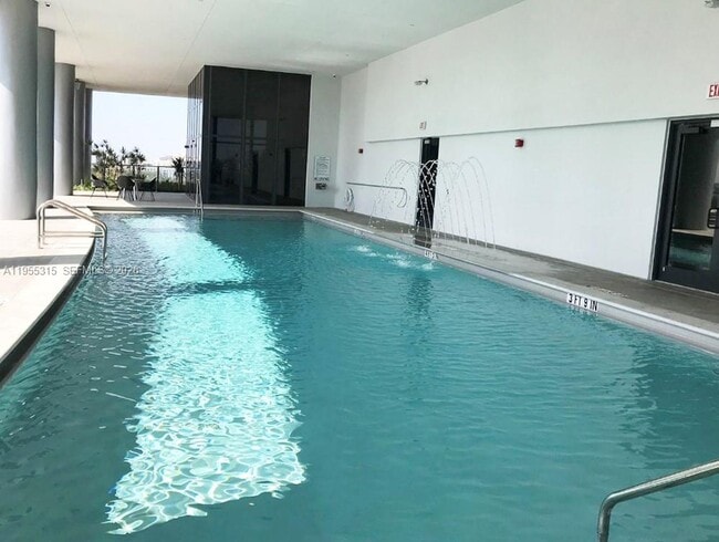 Building Photo - 1600 NE 1st Ave