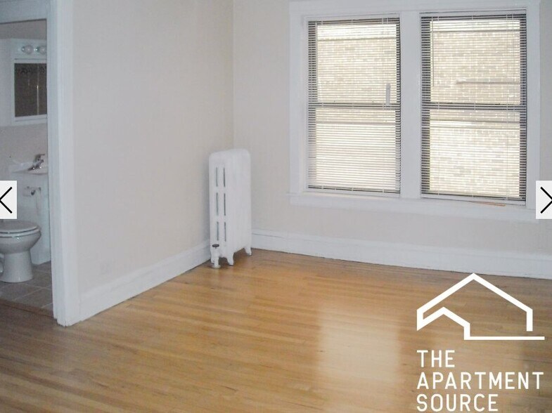 Building Photo - 514 W Cornelia Ave