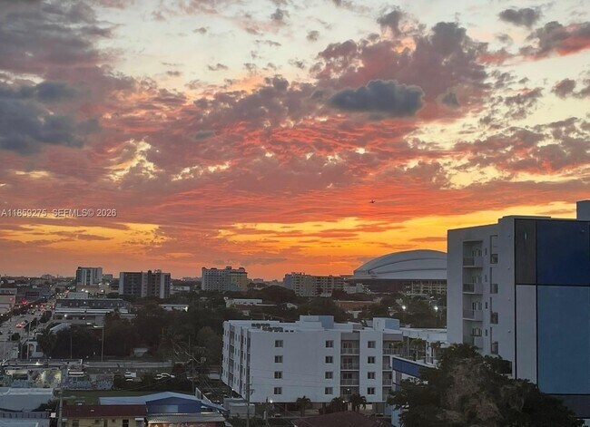 Building Photo - 36 NW 6th Ave