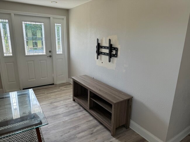 Building Photo - 57547 Gibson St