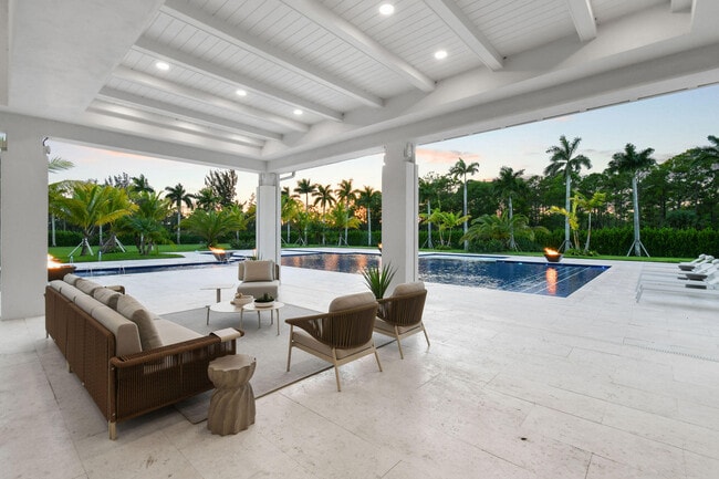 Building Photo - 14699 Black Bear Rd