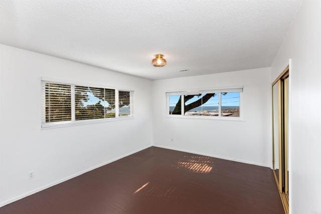 Building Photo - 513 Canyon Dr