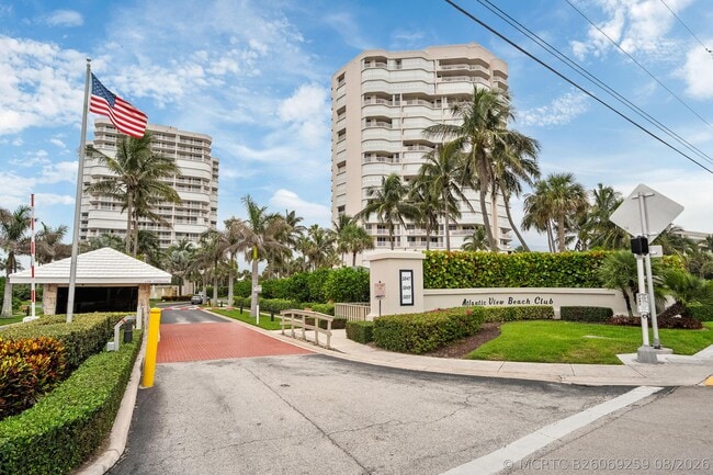 Building Photo - 5051 N Hwy A1A