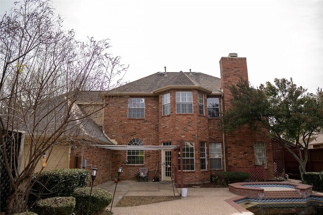 Building Photo - 5609 Exeter Dr