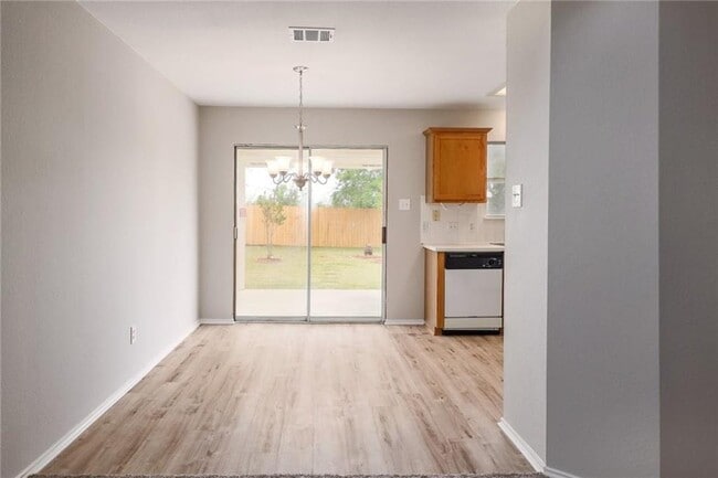 Building Photo - 1400 Thibodeaux Dr