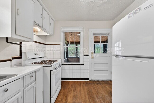 Building Photo - 8817 Shady Grove Ave