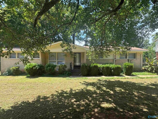 Primary Photo - 3913 Battlefield Dr NW