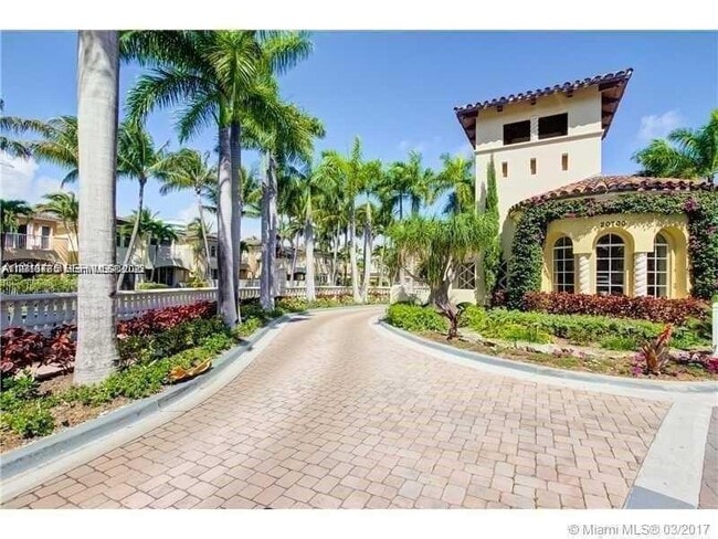 Building Photo - 3206 NE 212th St