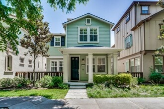 Building Photo - Modern Townhome in Prime Location — Walkab...