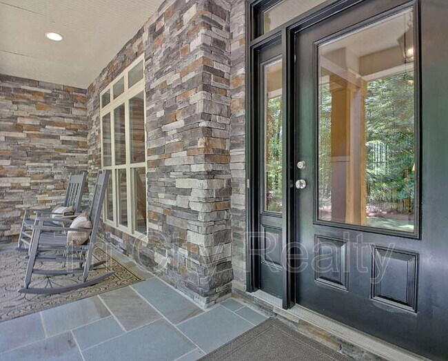 Building Photo - 175 Ridgeway Ct