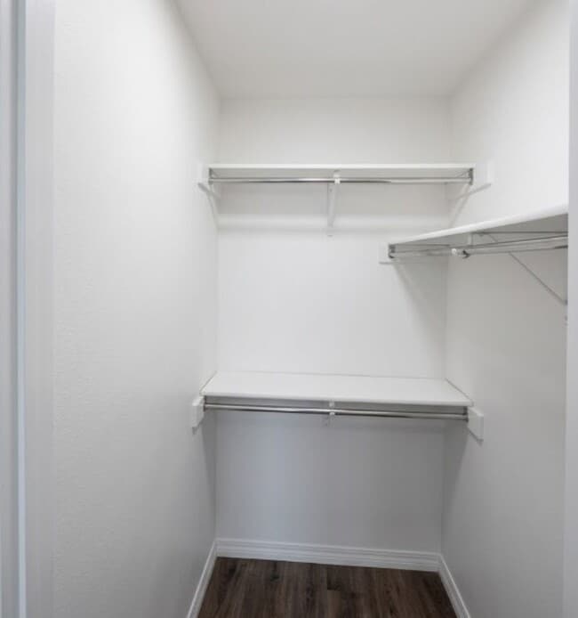 Building Photo - 2607 Schwald Rd