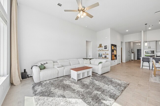 Building Photo - 409 Chardonnay Dr