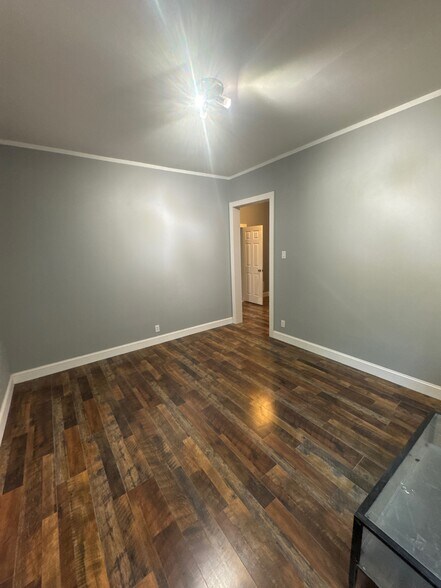 Building Photo - 115 Highland Ave