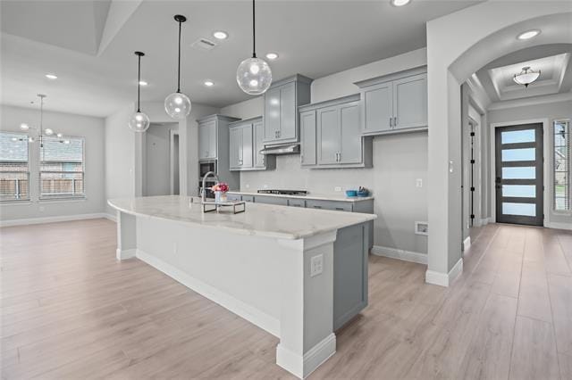 Building Photo - 890 Stanley St